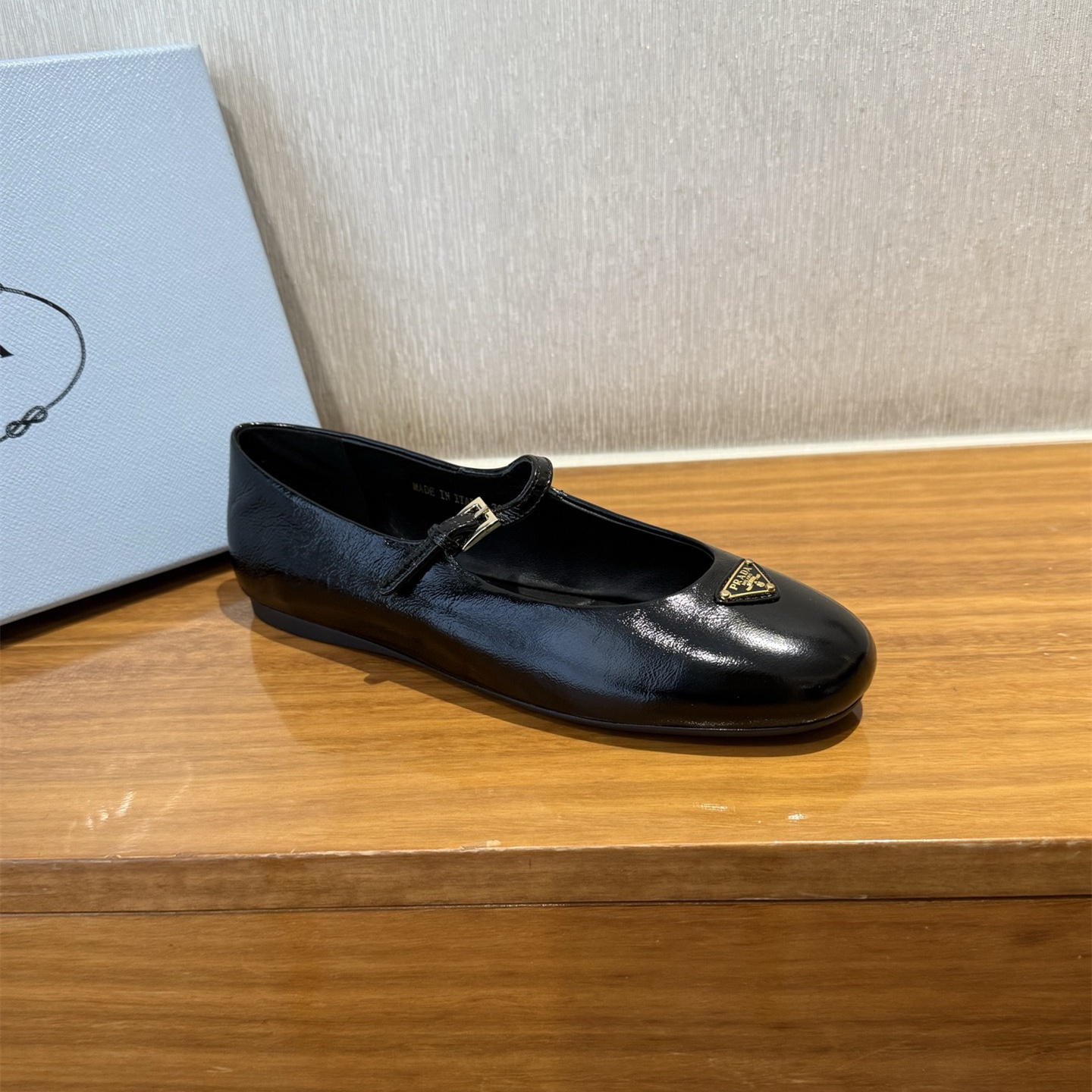 高仿Prada*NewArrival系列1F793M平底瑪麗珍鞋黑色免檢版