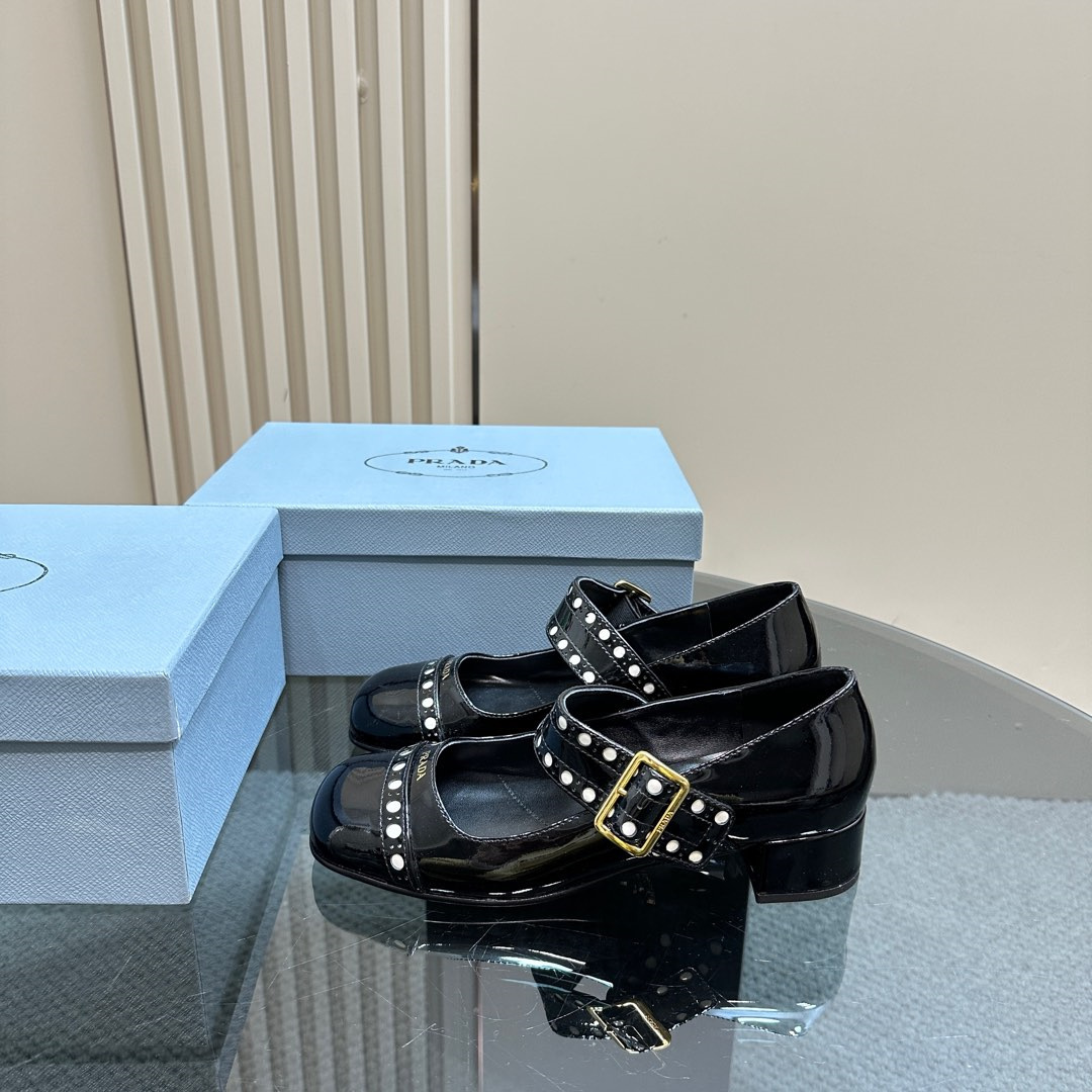 高仿Prada*Patent系列1I816N粗跟瑪麗珍鞋鞋漆皮3.5CM黑色免檢版