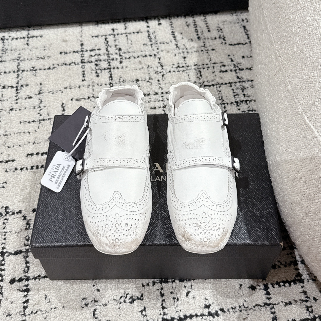 高仿Prada*2EG469C小牛皮懶人鞋白色免檢版