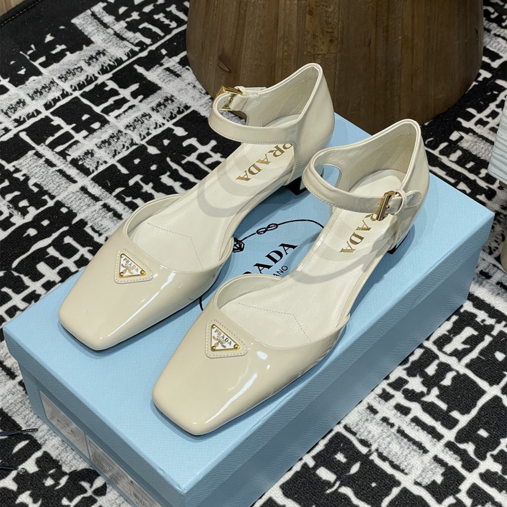 高仿Prada*1l325M方頭粗跟涼鞋3.5CM白色免檢版