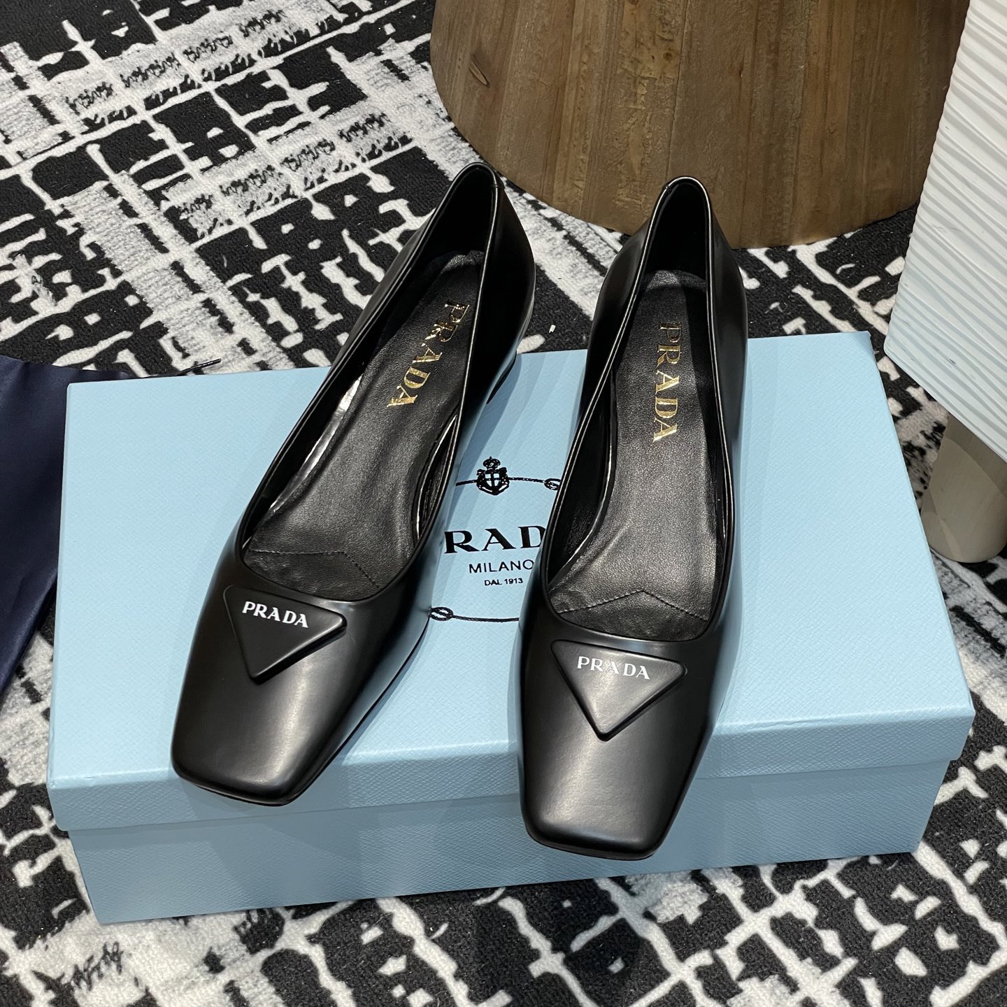 高仿Prada*1l628N方頭粗跟單鞋3.5CM黑色免檢版
