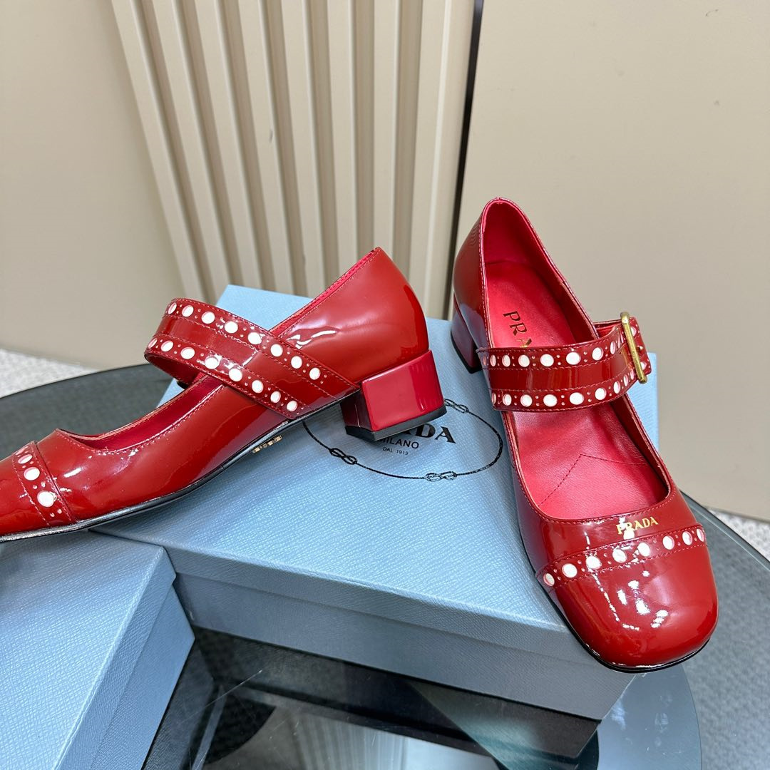 高仿Prada*Patent系列1I816C粗跟瑪麗珍鞋鞋漆皮3.5CM紅色免檢版