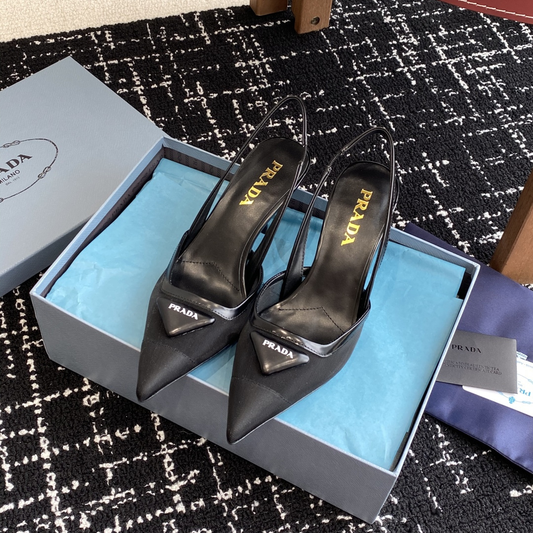 高仿Prada*1I891N尖頭露跟高踭鞋7.5CM黑色免檢版