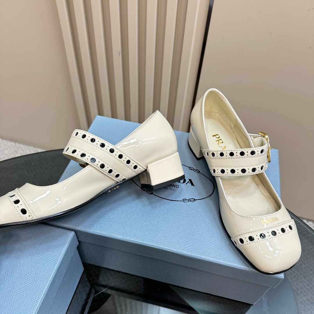 高仿Prada*Patent系列1I816M粗跟瑪麗珍鞋鞋漆皮3.5CM白色免檢版