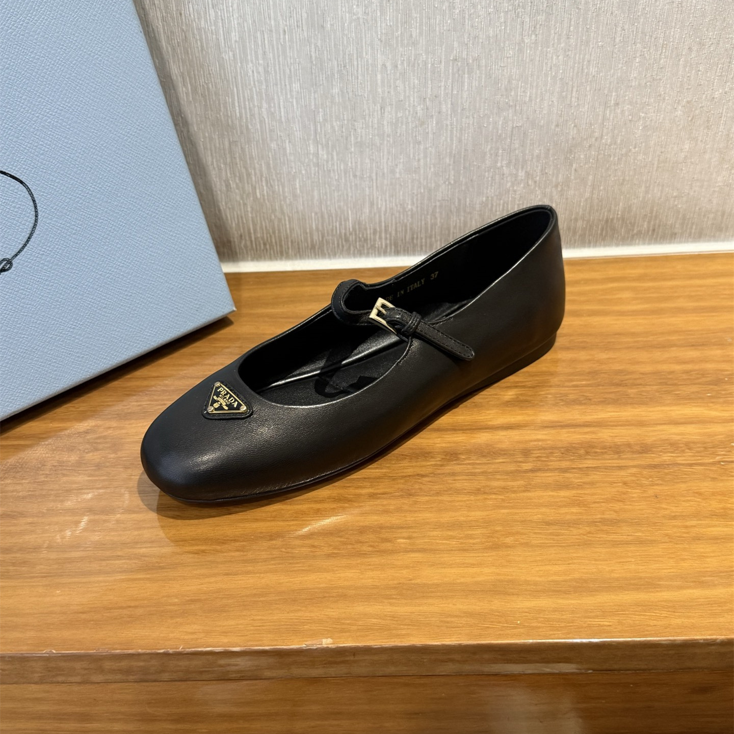 高仿Prada*NewArrival系列1F567N平底瑪麗珍鞋小牛皮黑色免檢版