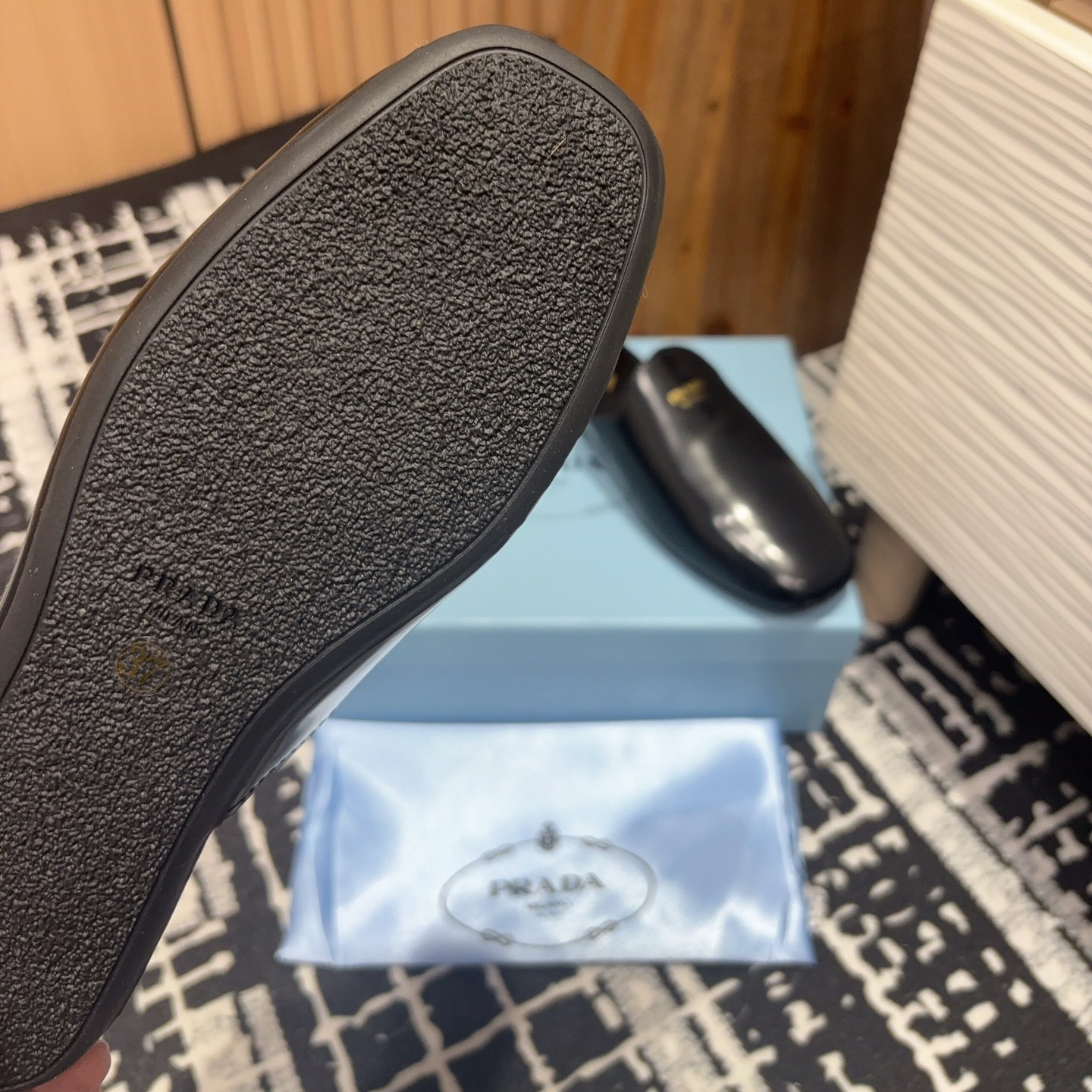 高仿Prada*2S2987圓頭皮質休閒套腳拖鞋黑色免檢版