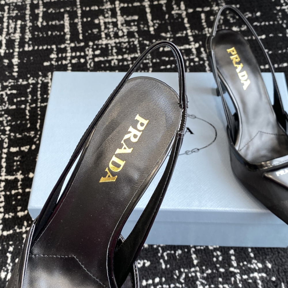 高仿Prada*1I891N尖頭露跟高踭鞋7.5CM黑色免檢版
