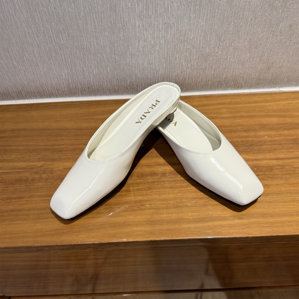 高仿Prada*1S825M方頭皮質休閒拖鞋白色免檢版