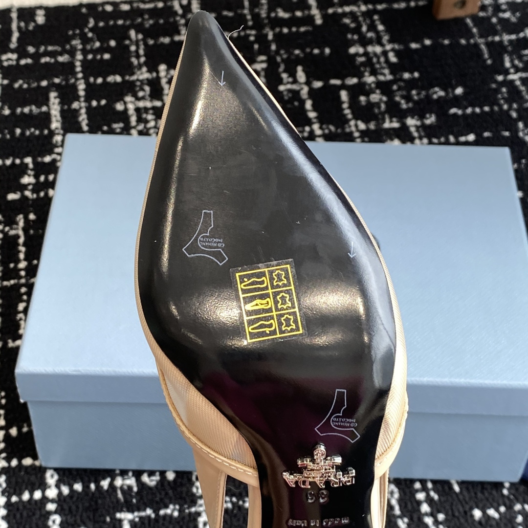 高仿Prada*1I891M尖頭露跟高踭鞋7.5CM膚色免檢版
