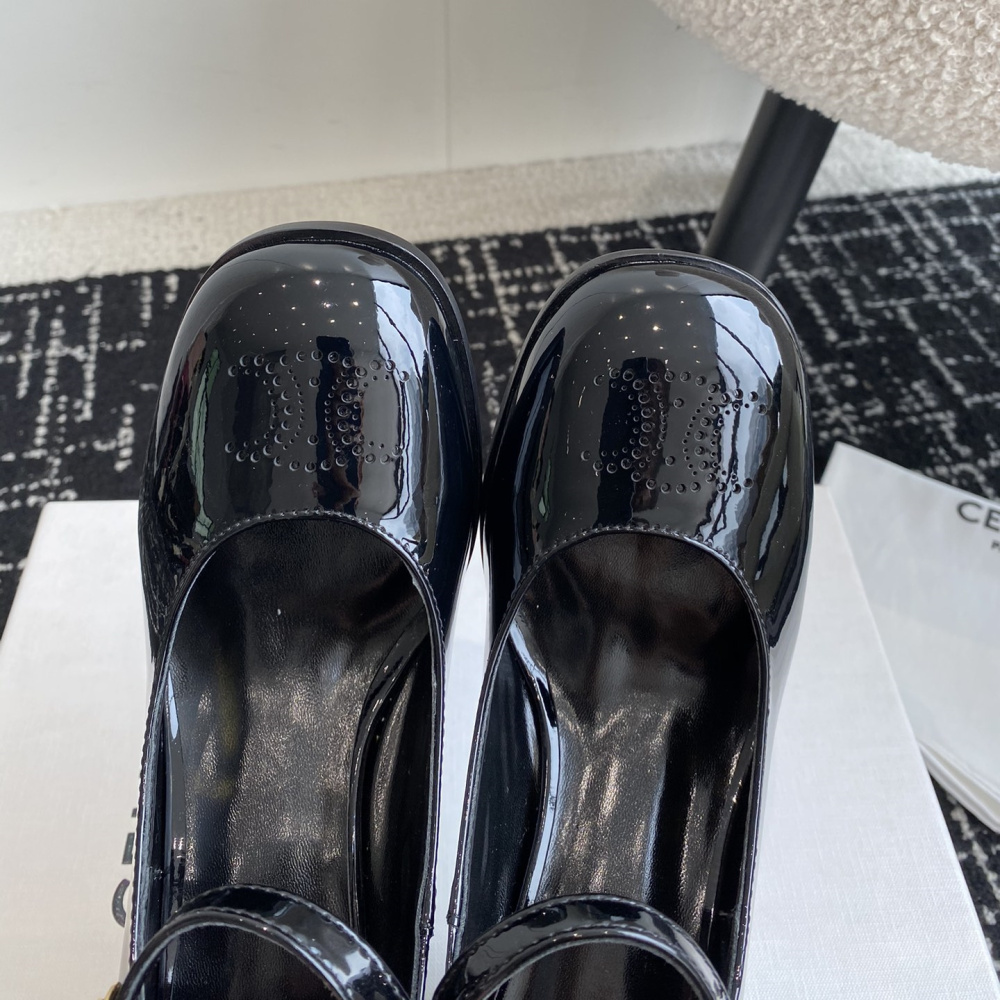 高仿Celine*360314582穿孔LOGO瑪麗珍鞋漆皮黑色6.5CM免檢版