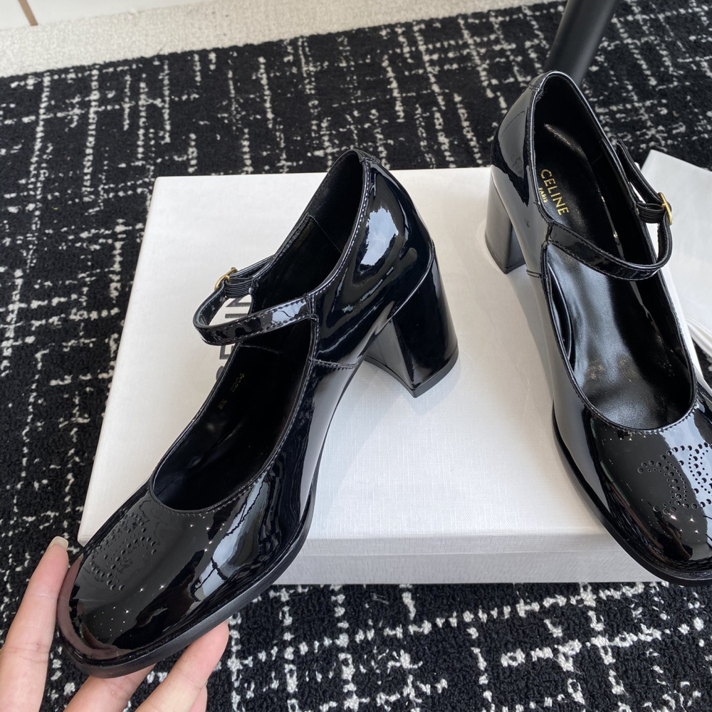 高仿Celine*360314582穿孔LOGO瑪麗珍鞋漆皮黑色6.5CM免檢版