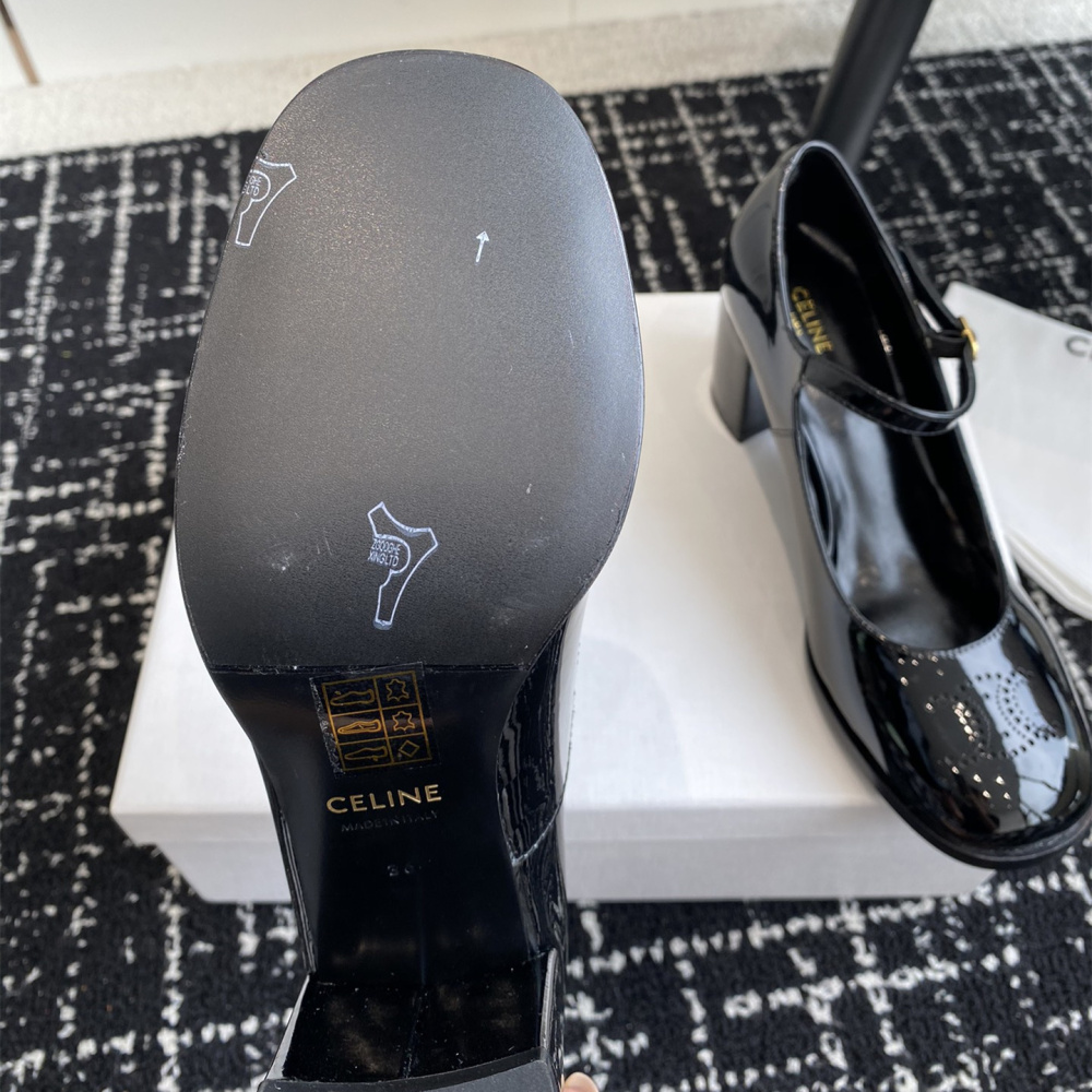 高仿Celine*360314582穿孔LOGO瑪麗珍鞋漆皮黑色6.5CM免檢版