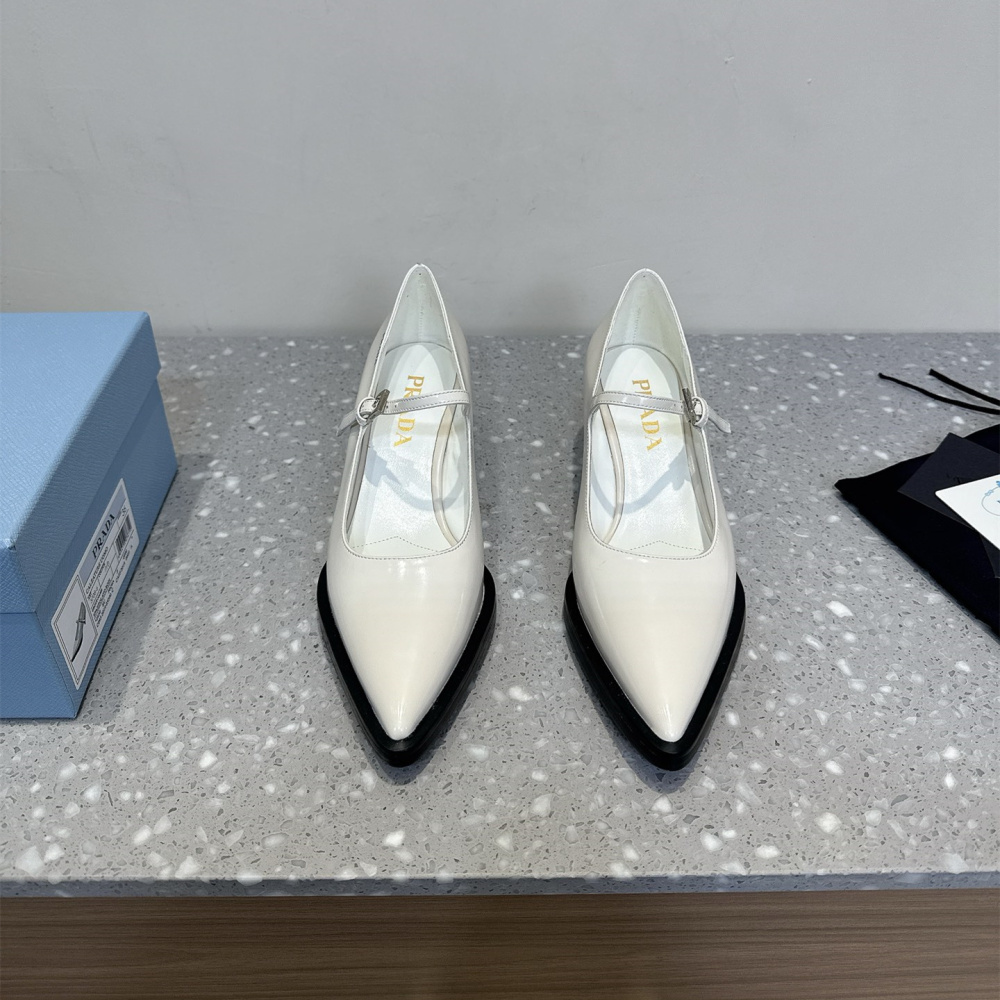 高仿Prada*1I751M尖頭錐形跟高踭鞋5.5CM白色免檢版