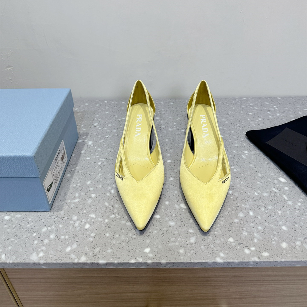 高仿Prada*1I747D尖頭粗跟高踭鞋5.5CM緞面黃色免檢版