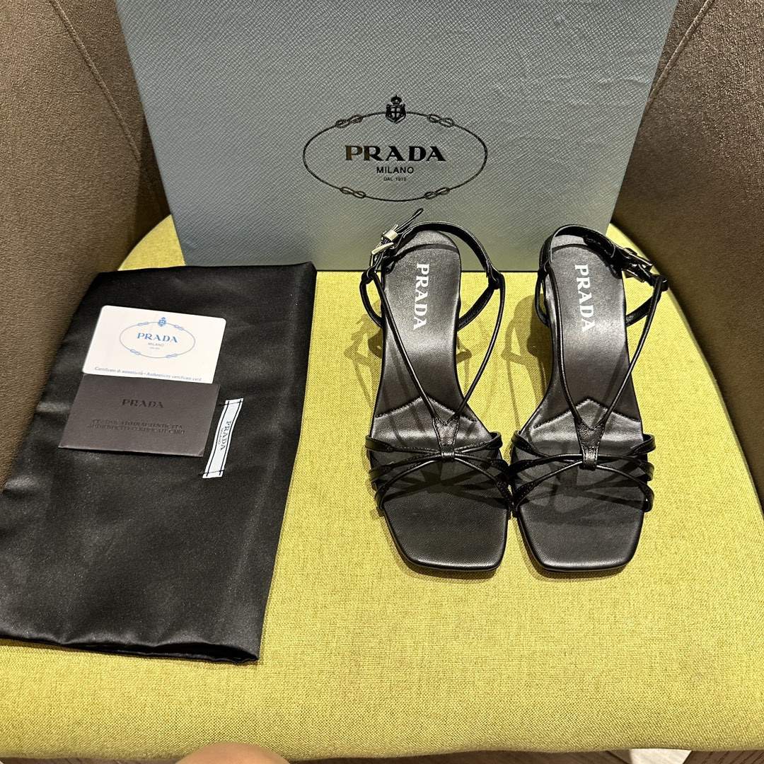 高仿Prada*1X504B方頭一字中踭涼鞋5.5CM黑色免檢版