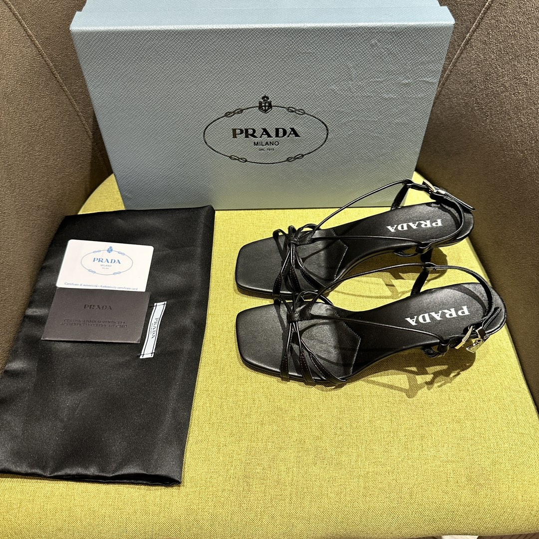 高仿Prada*1X504B方頭一字中踭涼鞋5.5CM黑色免檢版
