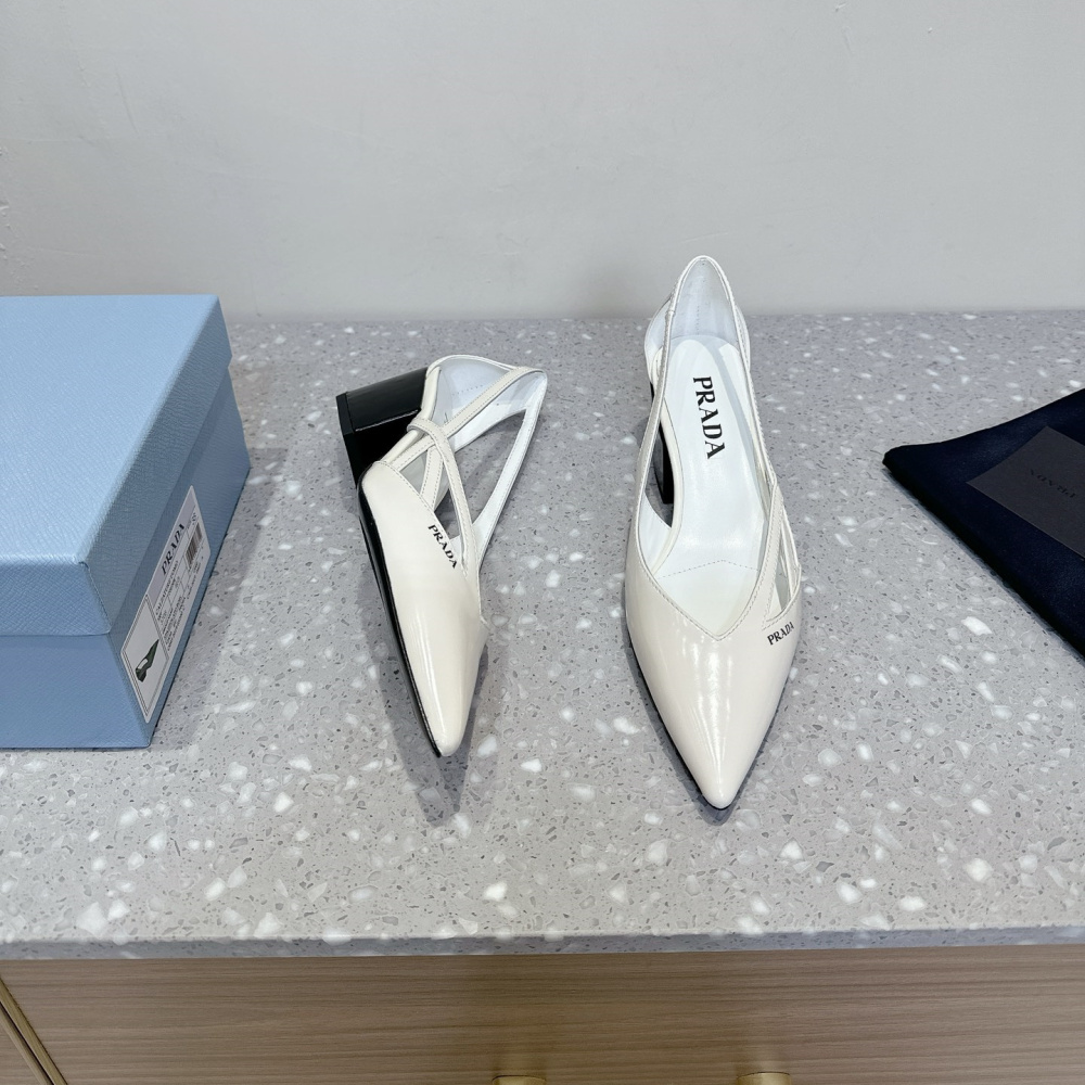 高仿Prada*1I747M尖頭粗跟高踭鞋5.5CM白色免檢版