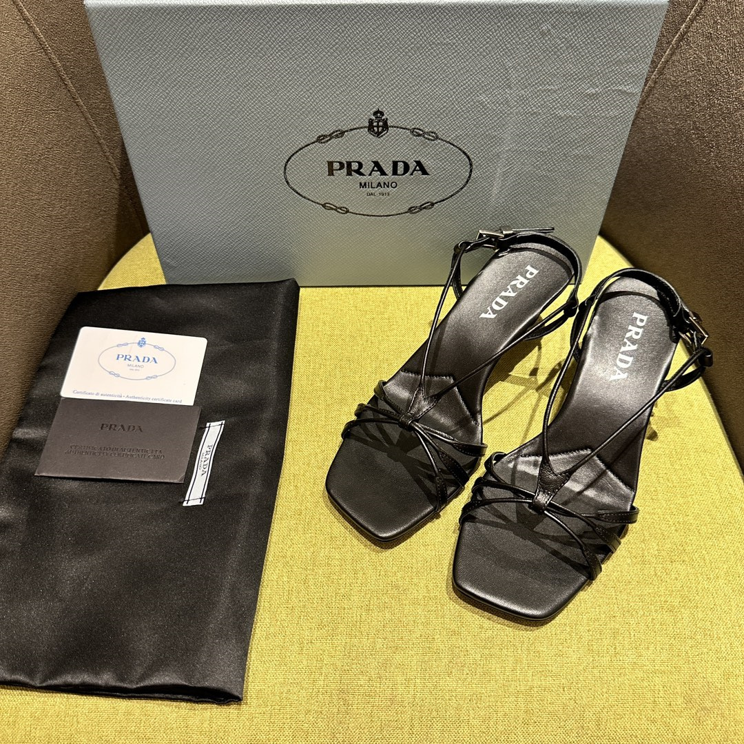 高仿Prada*1X504B方頭一字中踭涼鞋5.5CM黑色免檢版