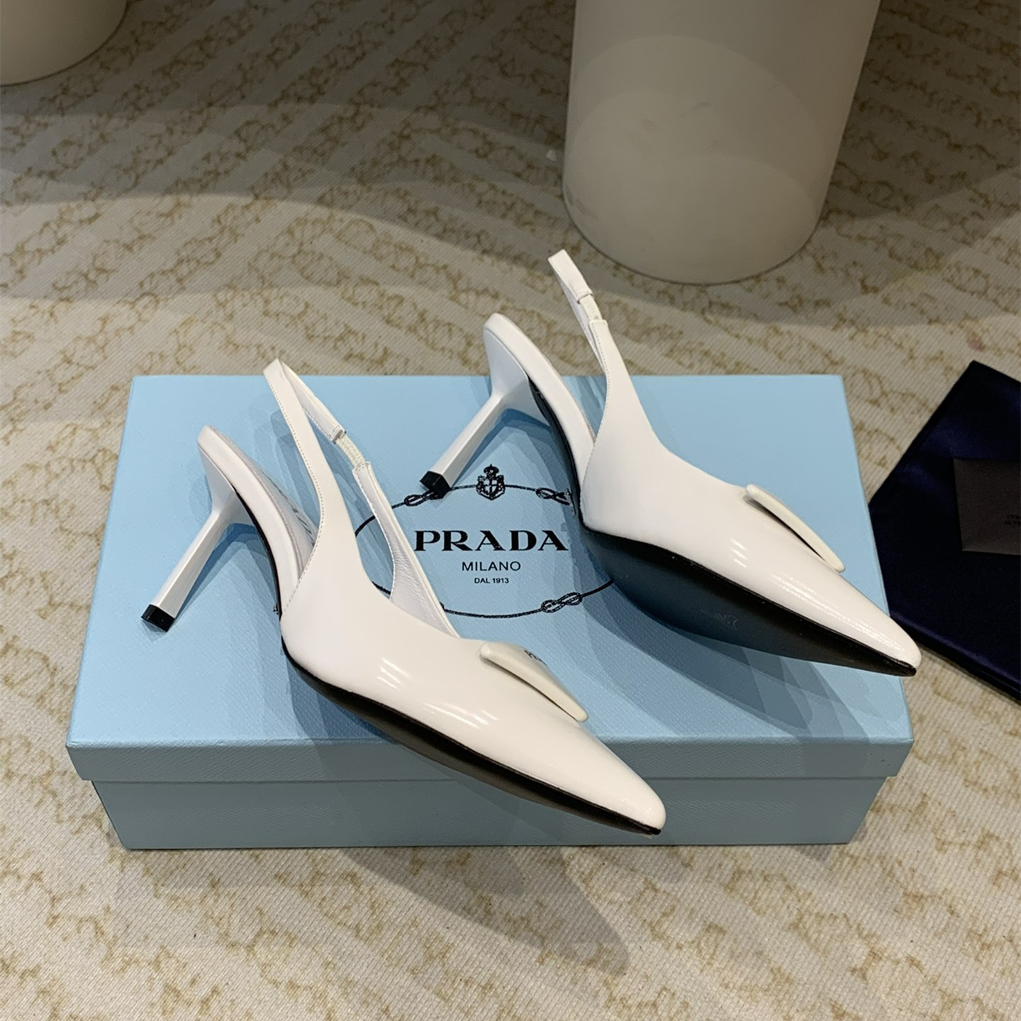 高仿Prada*1I901A露跟印花徽標高跟鞋7.5CM白色免檢版
