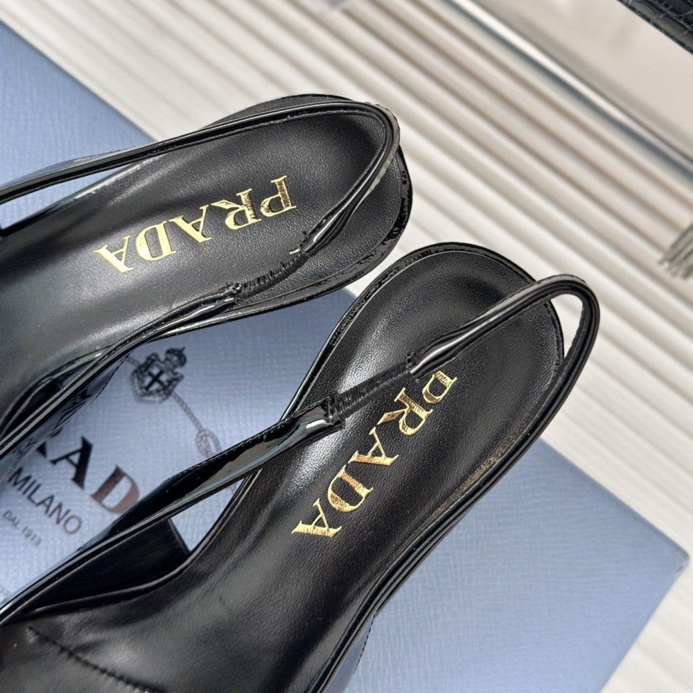 高仿Prada*1I345N水鑽蝴蝶結高踭鞋漆皮黑色5.5CM免檢版