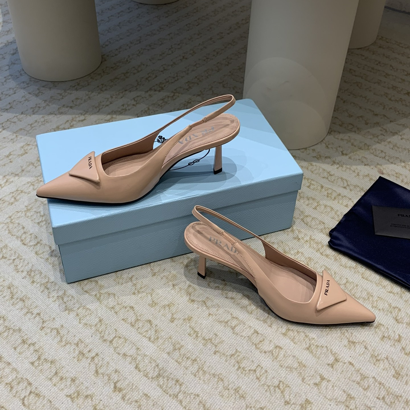 高仿Prada*1I901N露跟印花徽標高跟鞋7.5CM膚色免檢版
