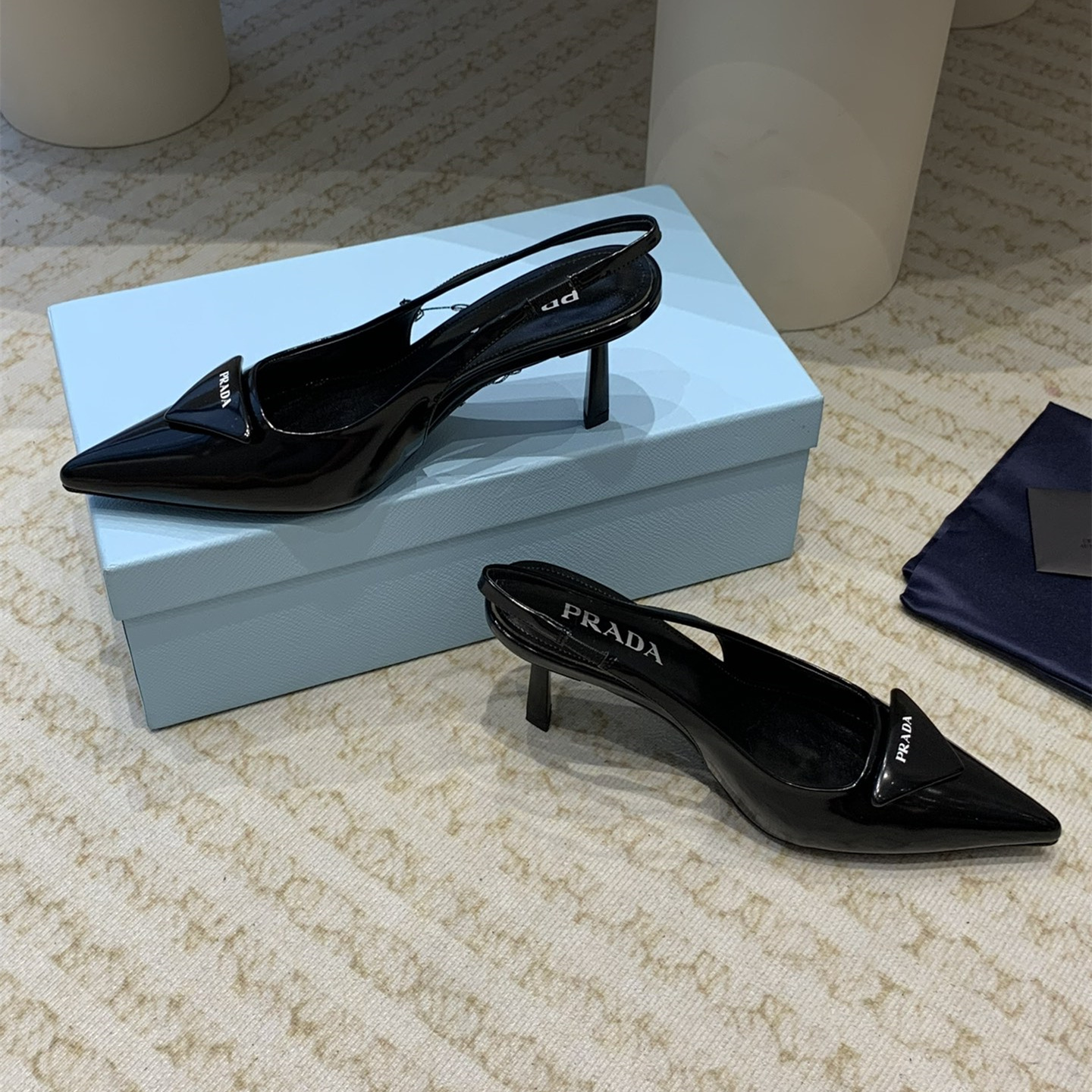 高仿Prada*1I901M露跟印花徽標高跟鞋7.5CM黑色免檢版