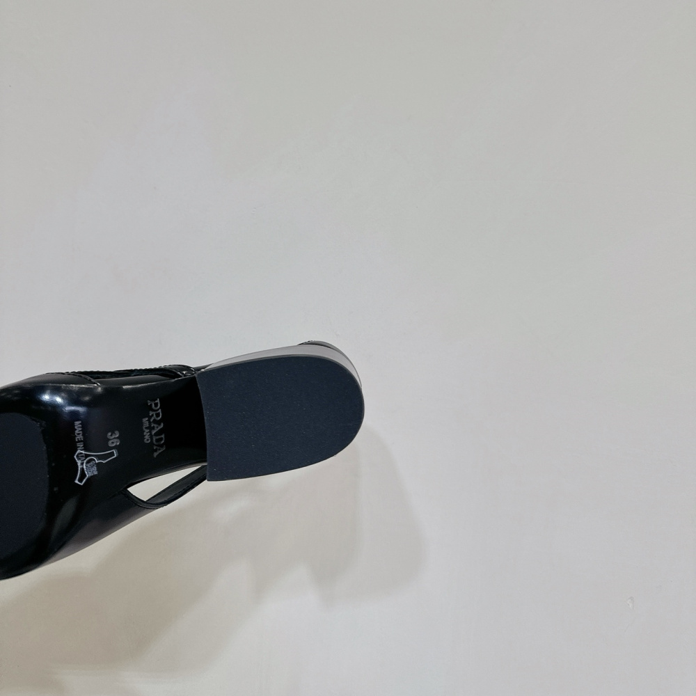 高仿Prada*1I747N尖頭粗跟高踭鞋5.5CM黑色免檢版