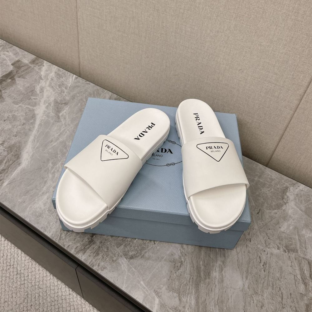 高仿Prada*1XX582M男女同款拖鞋塗層字母白色免檢版