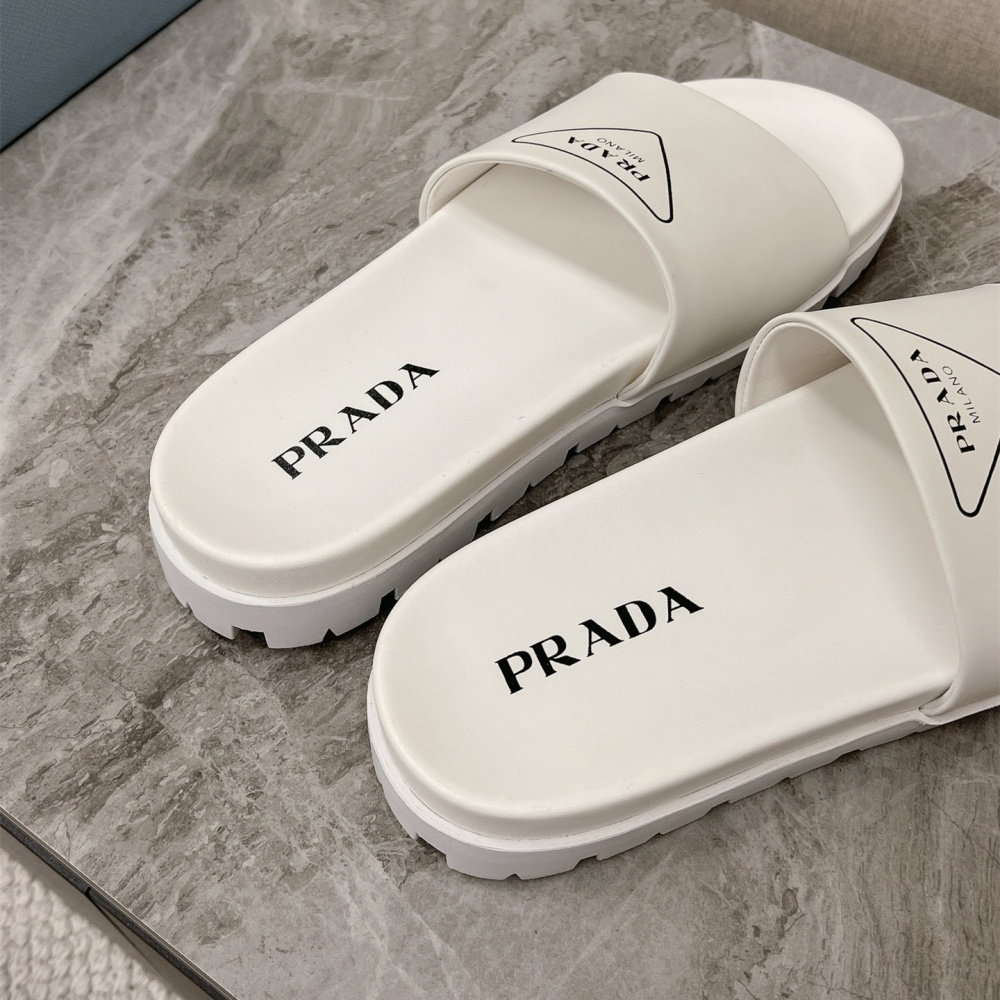 高仿Prada*1XX582M男女同款拖鞋塗層字母白色免檢版
