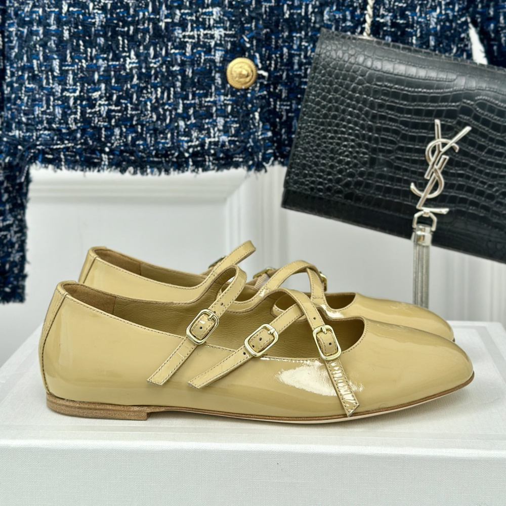 高仿Celine*360194584塔扣瑪麗珍單鞋小牛皮漆皮黃色免檢版