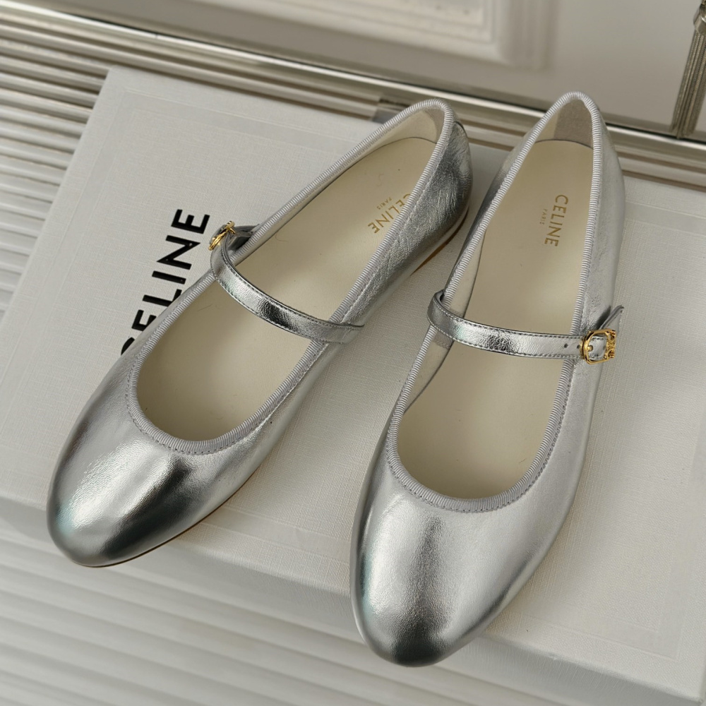 高仿Celine*345703555復古瑪麗珍單鞋金屬漆銀色免檢版