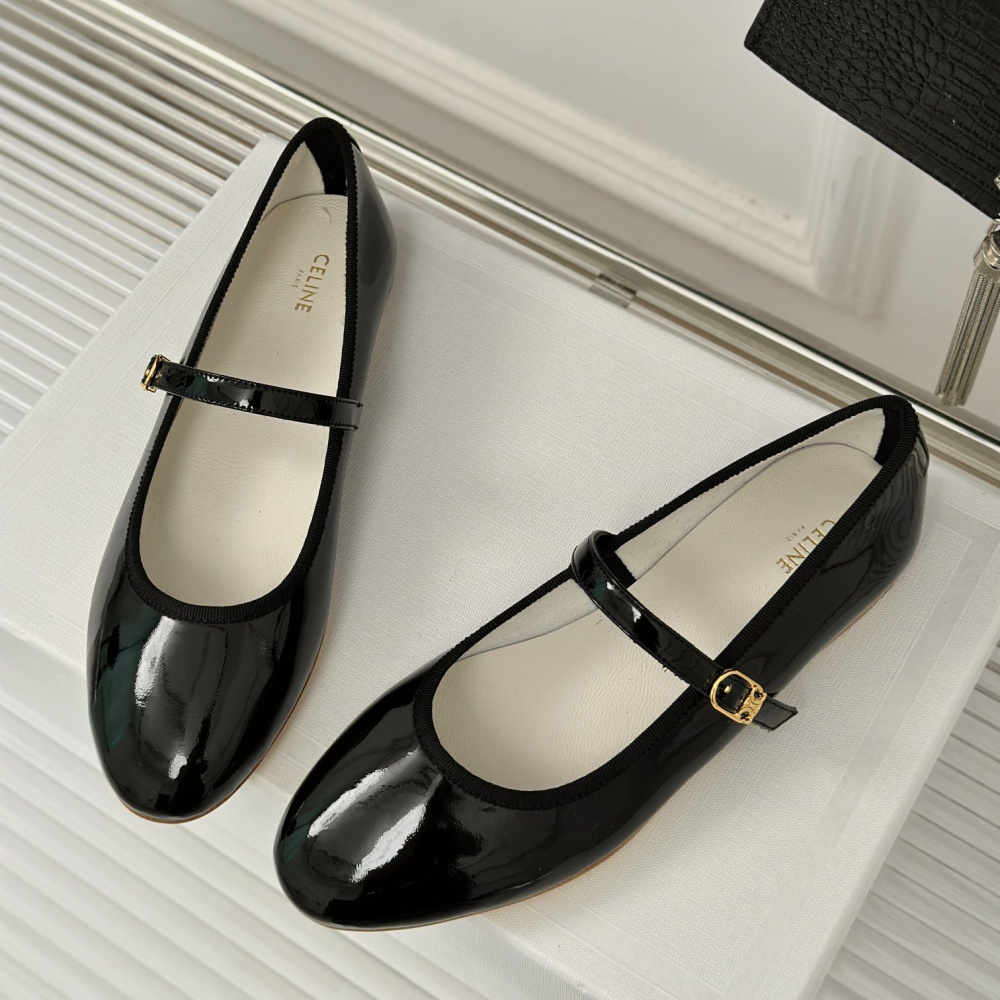高仿Celine*345703613復古瑪麗珍單鞋漆皮黑色免檢版