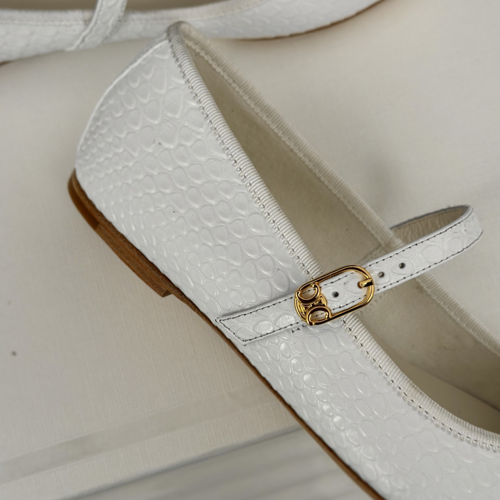 高仿Celine*354673035復古瑪麗珍單鞋蟒蛇紋白色免檢版