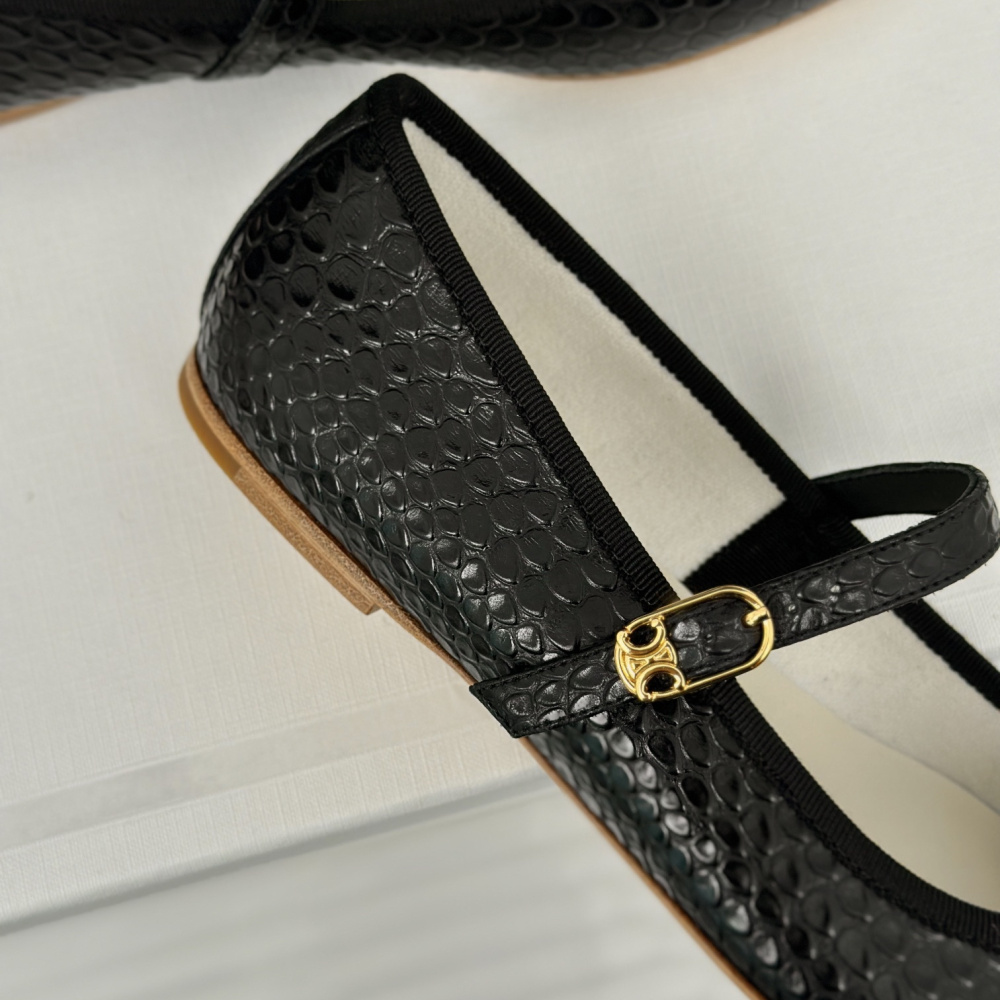 高仿Celine*354673034復古瑪麗珍單鞋蟒蛇紋黑色免檢版