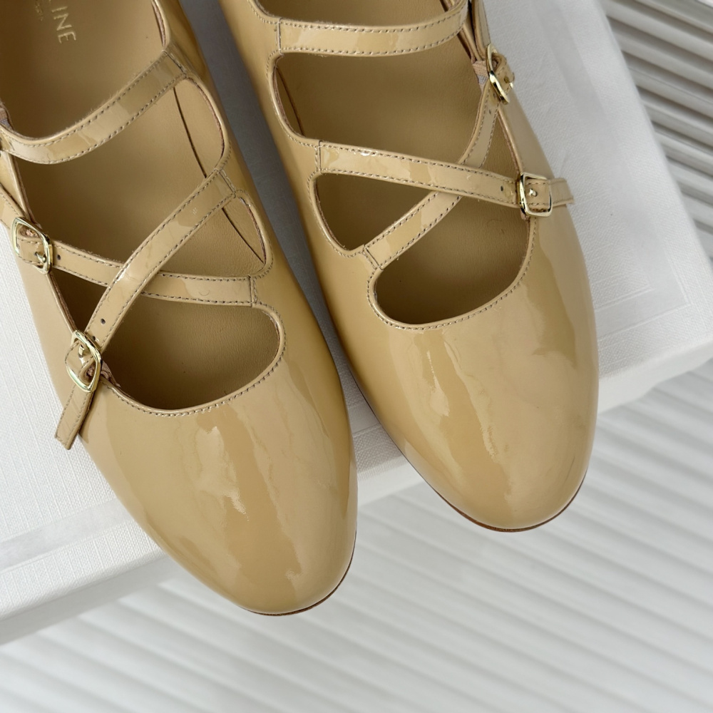 高仿Celine*360194584塔扣瑪麗珍單鞋小牛皮漆皮黃色免檢版