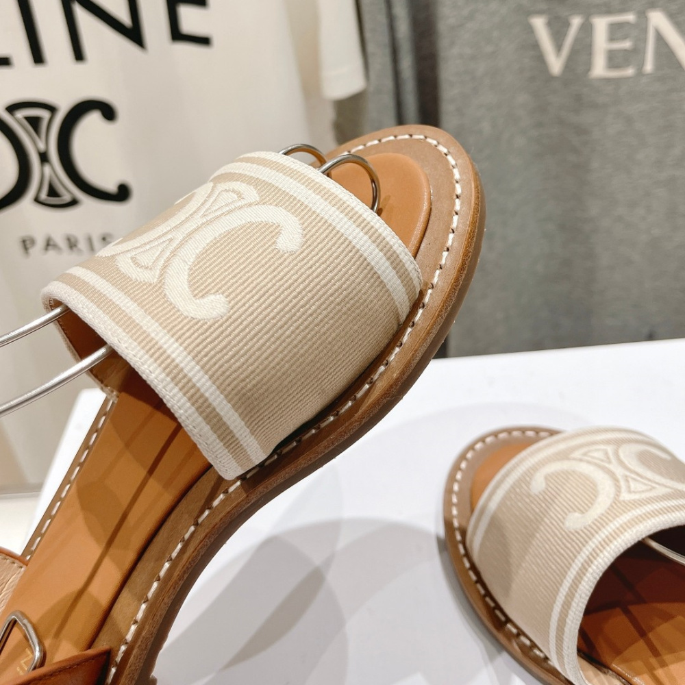 高仿Celine*357932351圓頭露趾涼鞋棕色免檢版