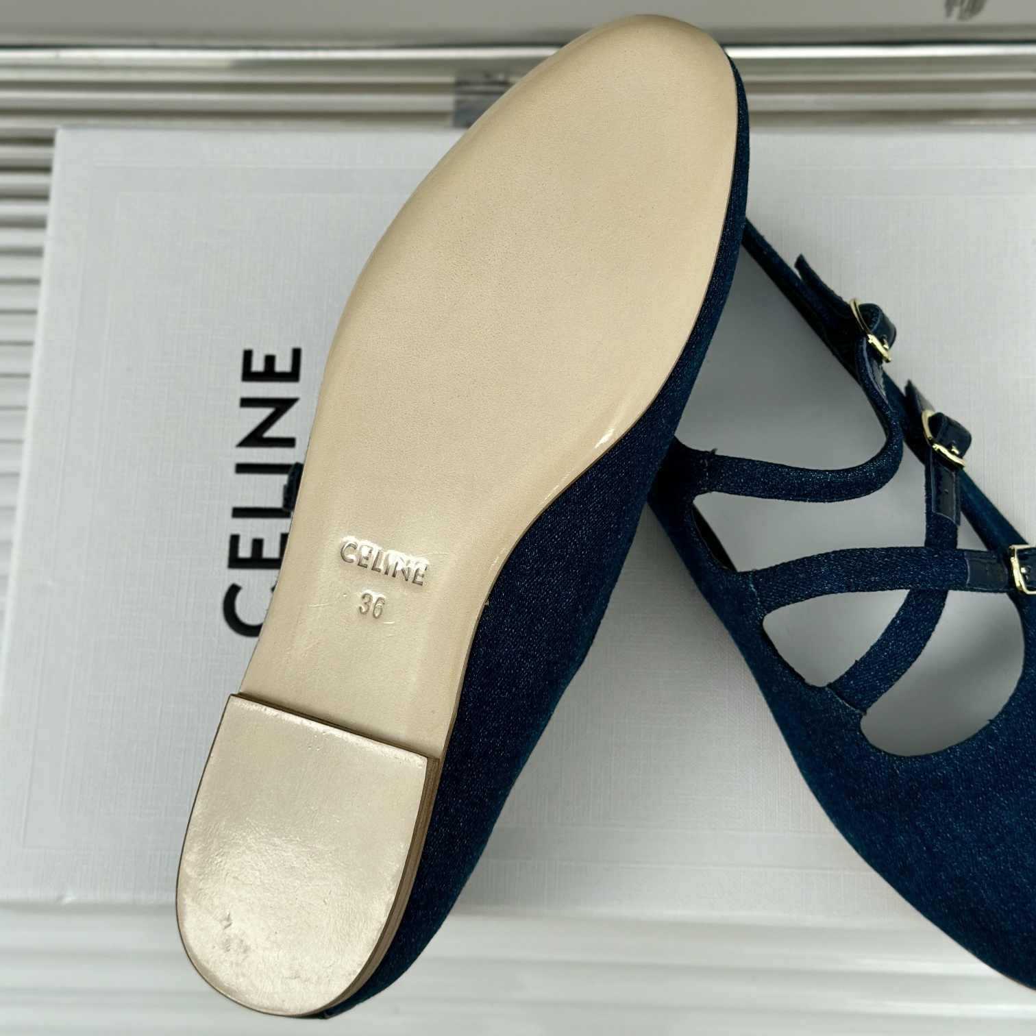 高仿Celine*360194585塔扣瑪麗珍單鞋水洗丹寧免檢版