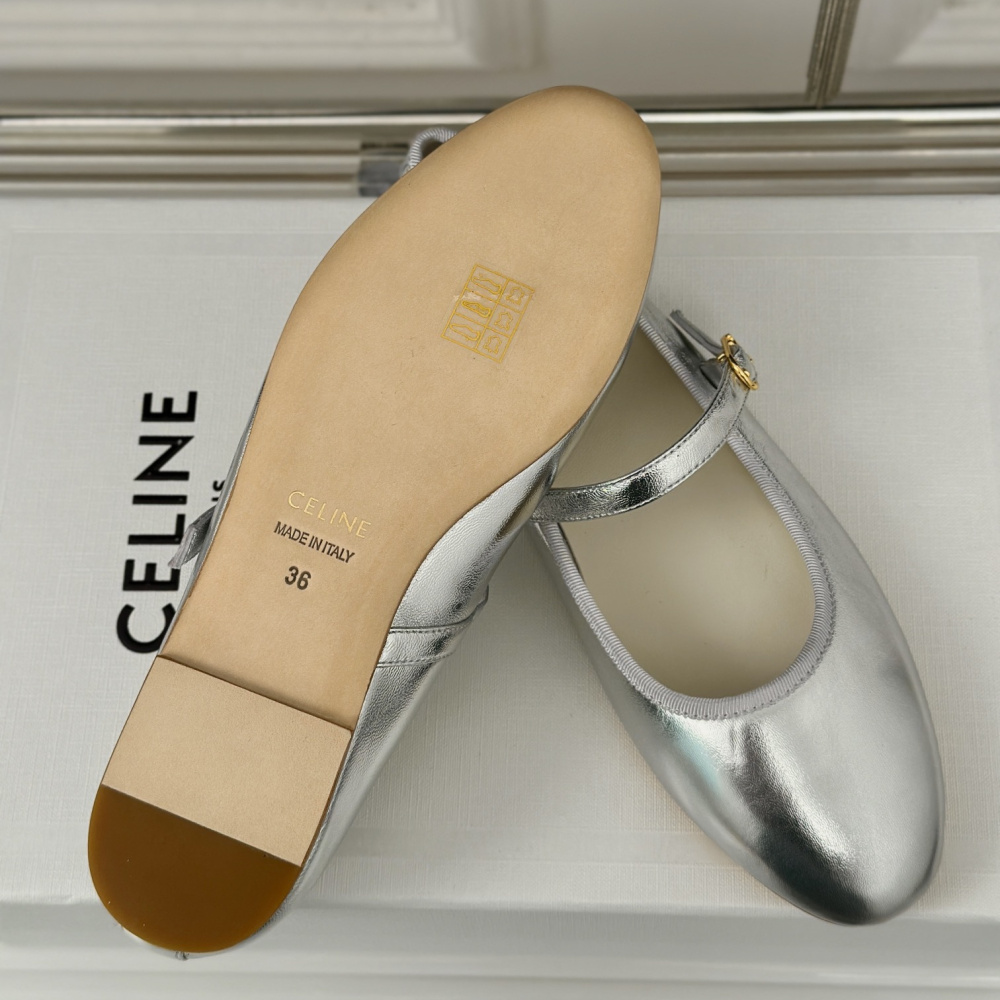 高仿Celine*345703555復古瑪麗珍單鞋金屬漆銀色免檢版