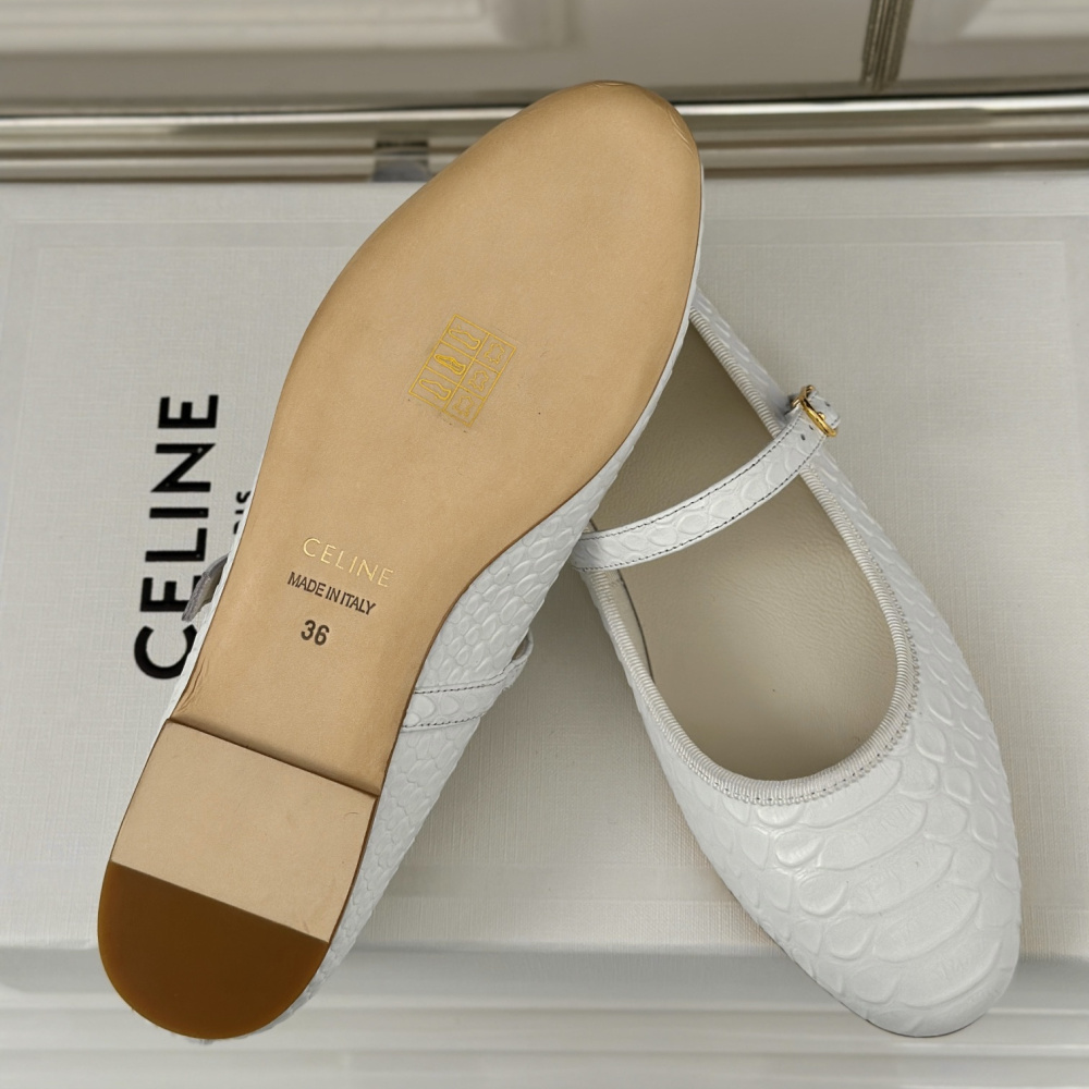 高仿Celine*354673035復古瑪麗珍單鞋蟒蛇紋白色免檢版