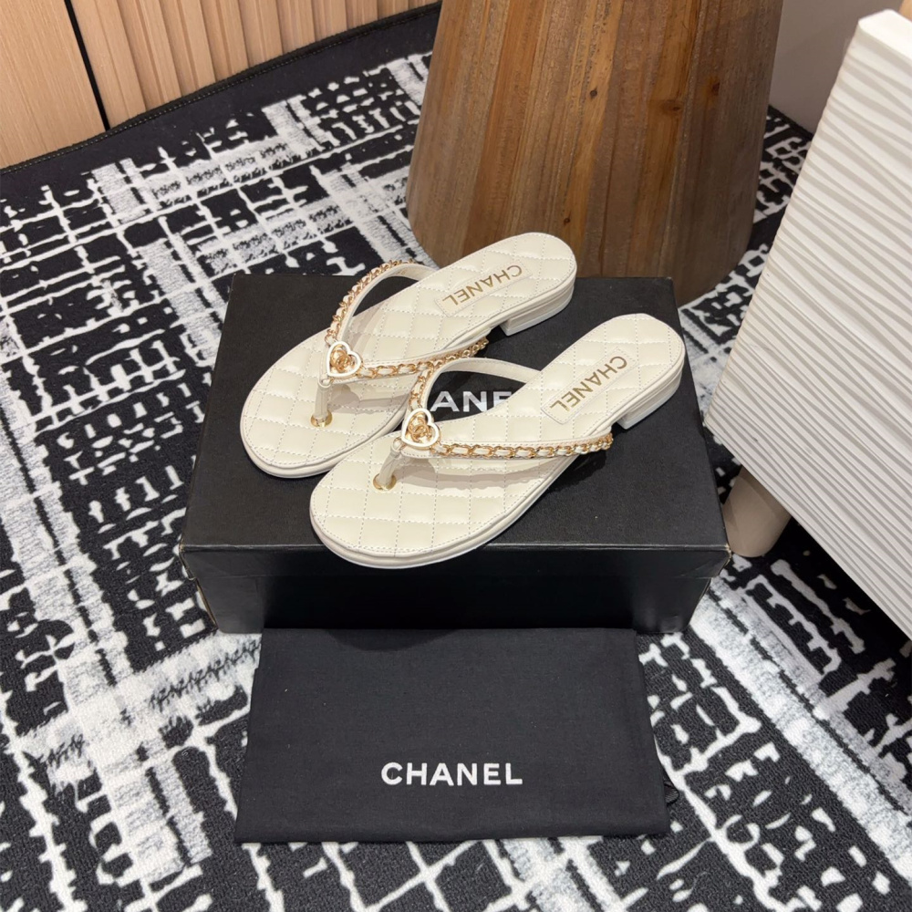 高仿Chanel*25C系列G46405C小羊皮防滑人字拖白色免檢版