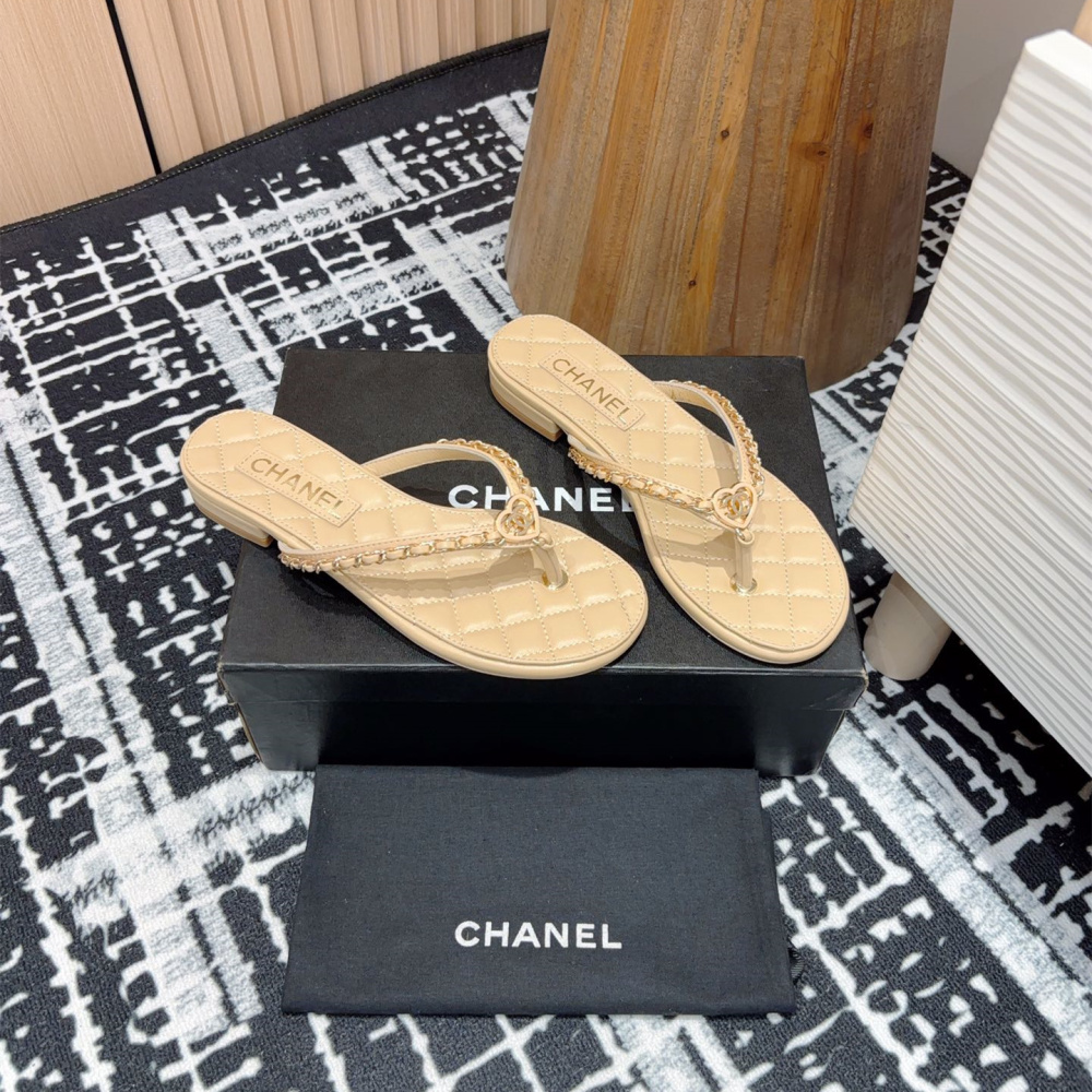 高仿Chanel*25C系列G46405B小羊皮防滑人字拖米黃免檢版