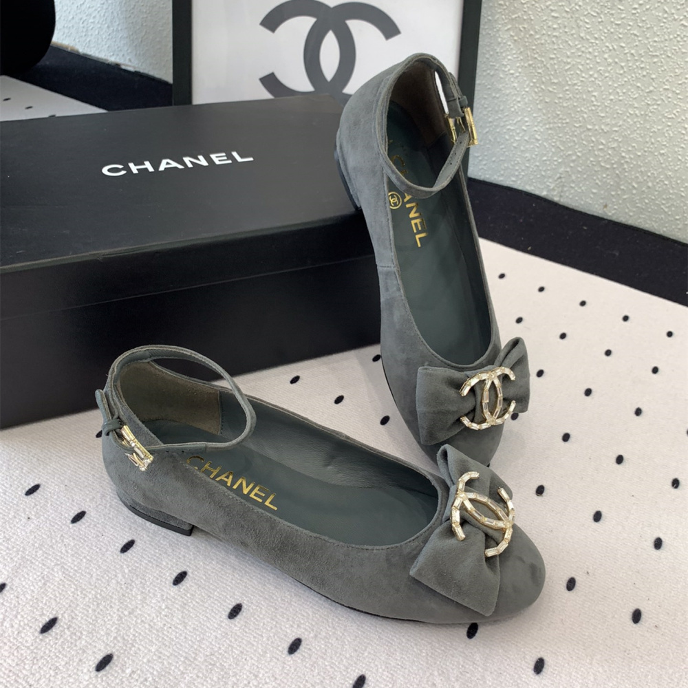 高仿Chanel*24K系列G46022A絲絨塔扣瑪麗珍鞋灰色免檢版