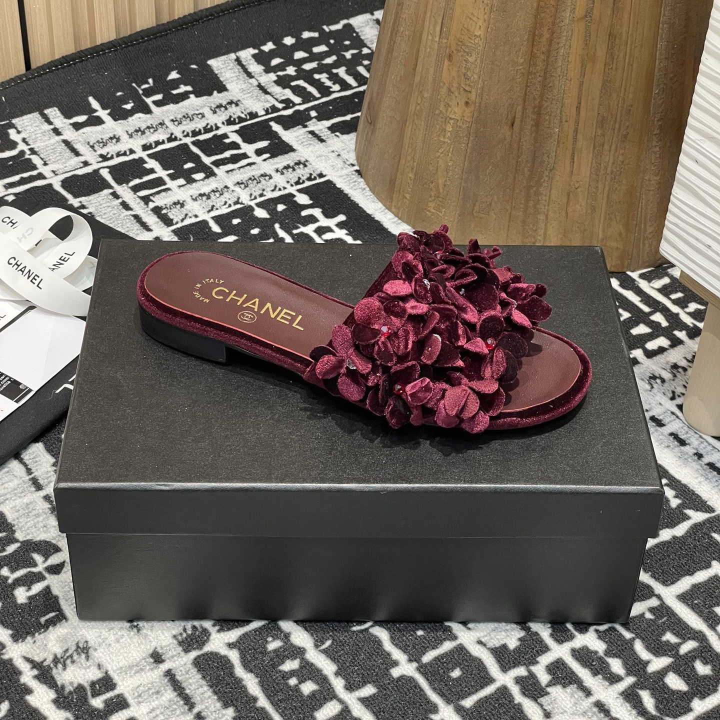 高仿Chanel*25P系列G46231D小羊皮花瓣拖鞋紅色1CM免檢版