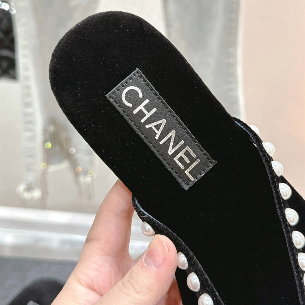 高仿Chanel*25C系列G46205B絲絨珍珠人字拖黑色免檢版
