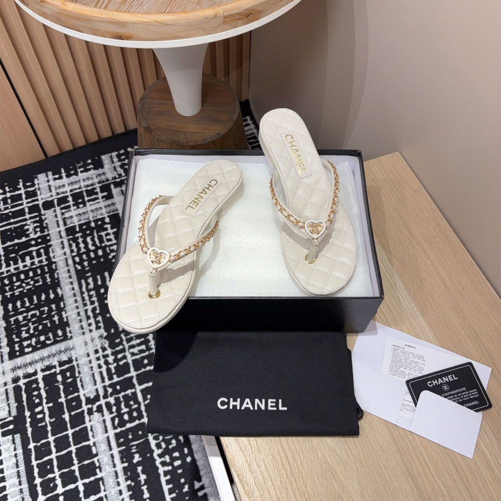高仿Chanel*25C系列G46405C小羊皮防滑人字拖白色免檢版