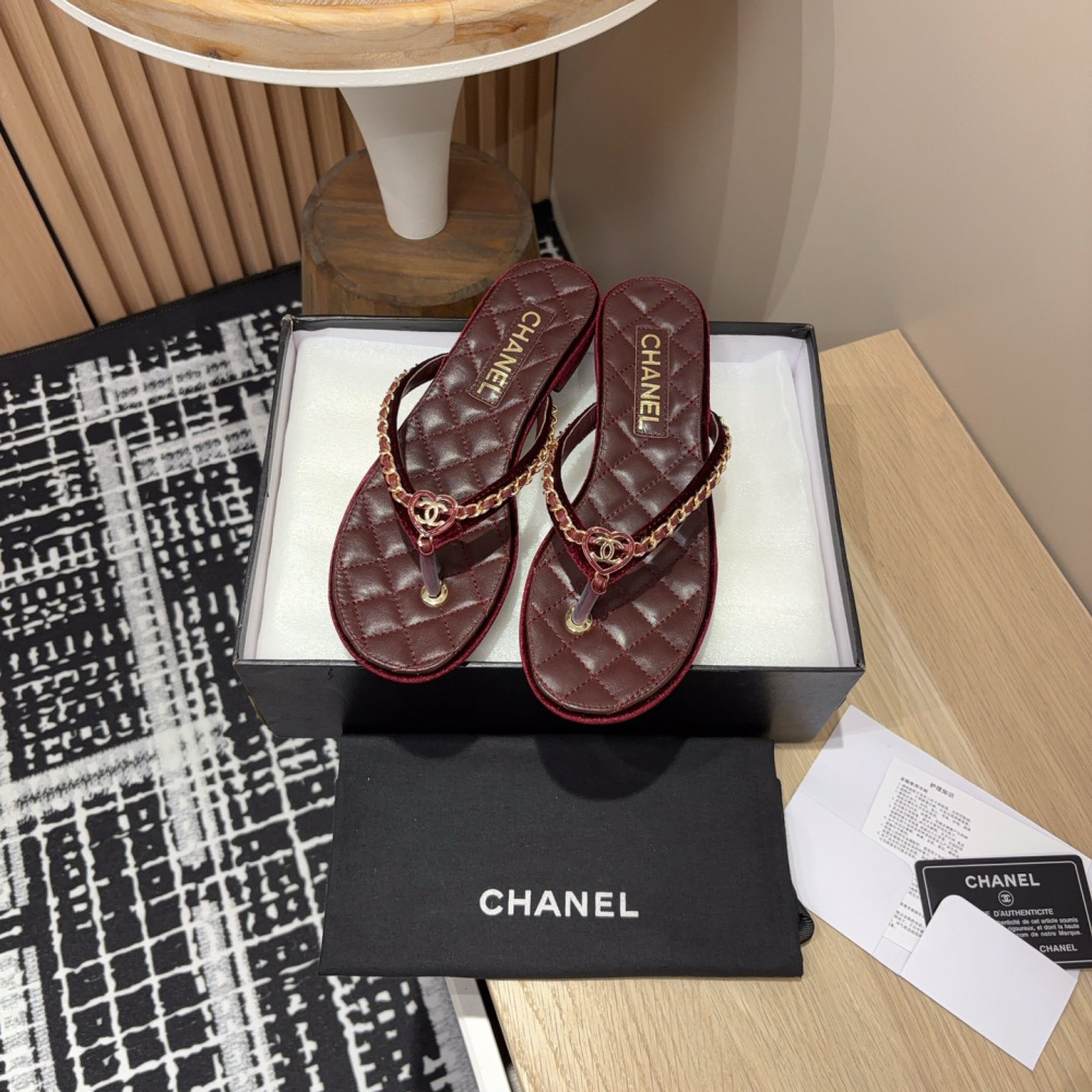 高仿Chanel*25C系列G46405A小羊皮防滑人字拖紅色免檢版