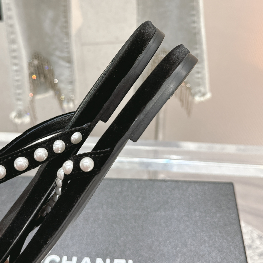 高仿Chanel*25C系列G46205B絲絨珍珠人字拖黑色免檢版