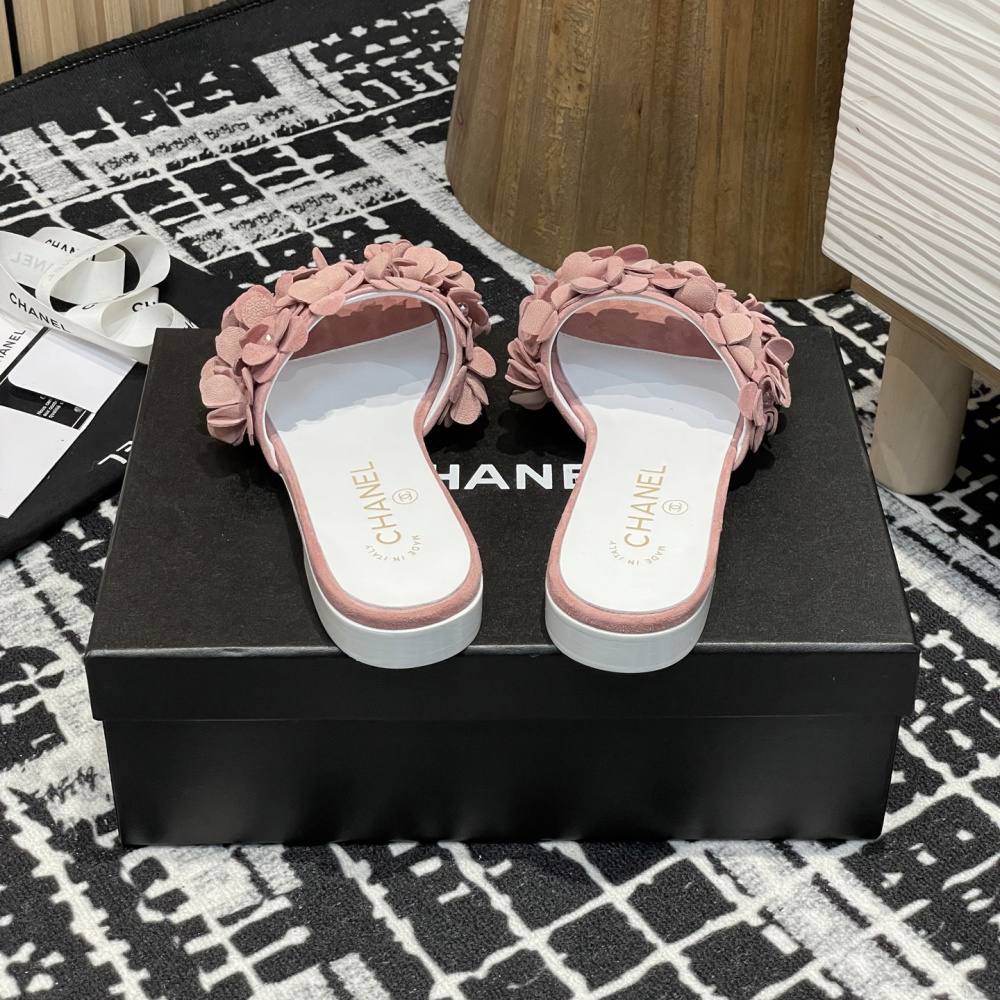 高仿Chanel*25P系列G46231B小羊皮花瓣拖鞋粉色1CM免檢版