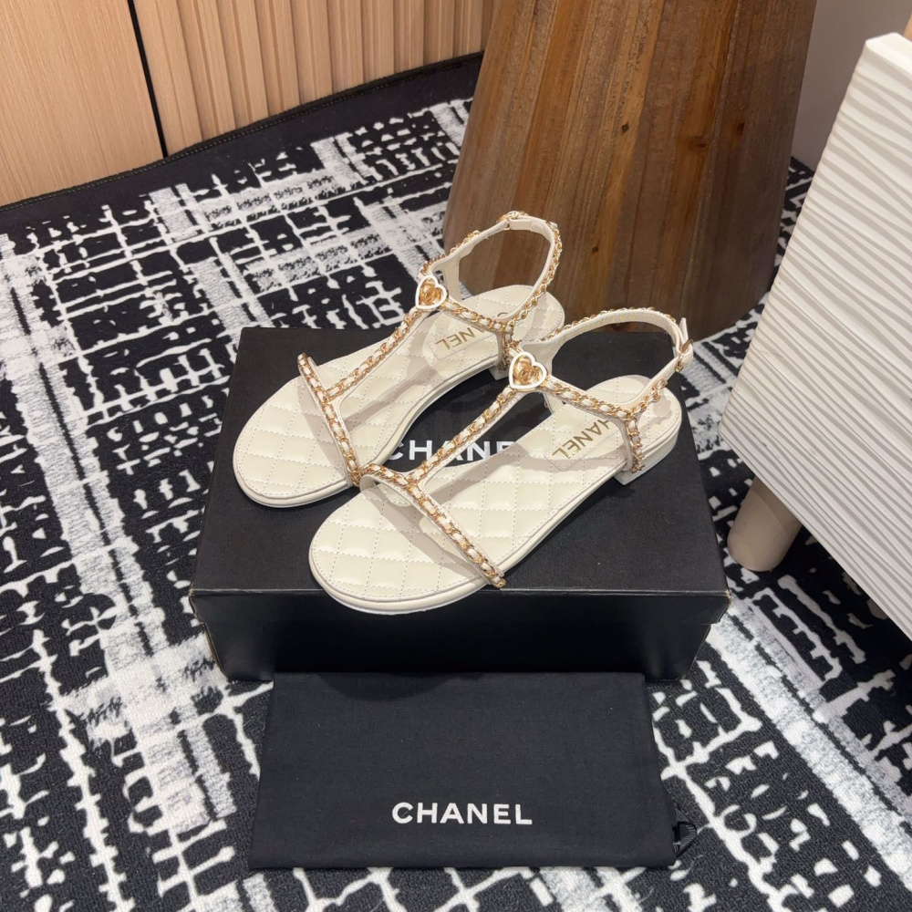 高仿Chanel*25C系列G46111C小羊皮平底涼鞋白色免檢版