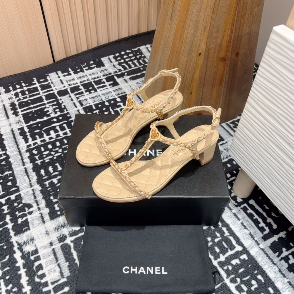 高仿Chanel*25C系列G36122B小羊皮中踭涼鞋米黃5CM免檢版